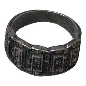 Vintage Womens Silver Ring With Geometric Design Size 5.75 Marcasite Art Deco
